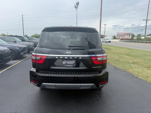 Used 2024 Nissan Armada Platinum w/ Captain's Chairs Package image 4