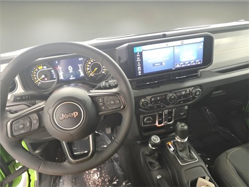 Used 2025 Jeep Wrangler Sport S image 9