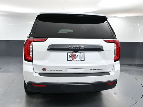 Used 2023 GMC Yukon Denali Ultimate image 6