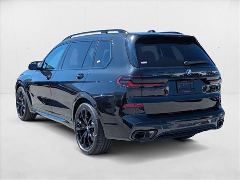 New 2026 BMW X7 M60i image 9