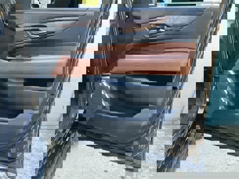 Used 2018 Cadillac Escalade Luxury image 37