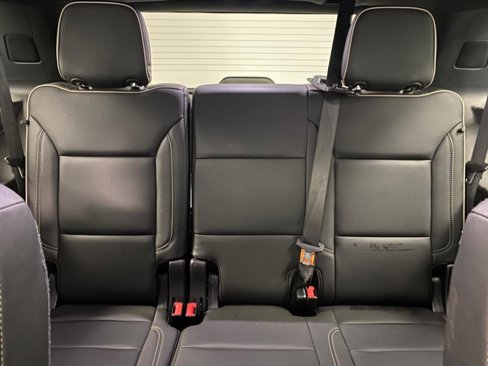 Used 2021 GMC Yukon SLT w/ SLT Premium Package image 44