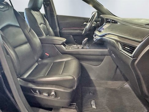 Used 2020 Cadillac XT4 Sport w/ Cold Weather Package image 27