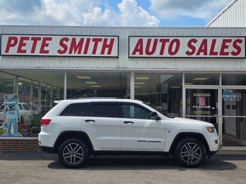 Used 2019 Jeep Grand Cherokee Limited image 2