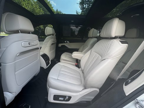Used 2025 BMW X7 xDrive40i w/ M Sport Package image 60