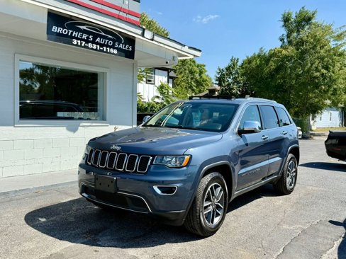 Used 2019 Jeep Grand Cherokee Limited w/ Trailer Tow Group IV image 2