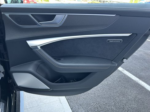 Used 2024 Audi RS 7 Performance image 38