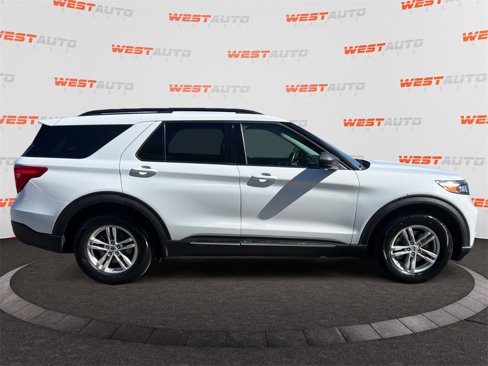 Used 2023 Ford Explorer XLT w/ Equipment Group 202A image 6