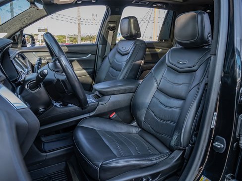Used 2021 Cadillac XT6 Premium Luxury w/ Platinum Package image 19