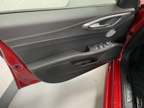 New 2025 Alfa Romeo Giulia AWD w/ Driving Assist Package image 5