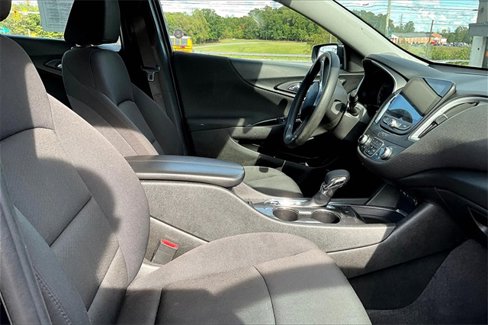 Used 2023 Chevrolet Malibu LT image 10