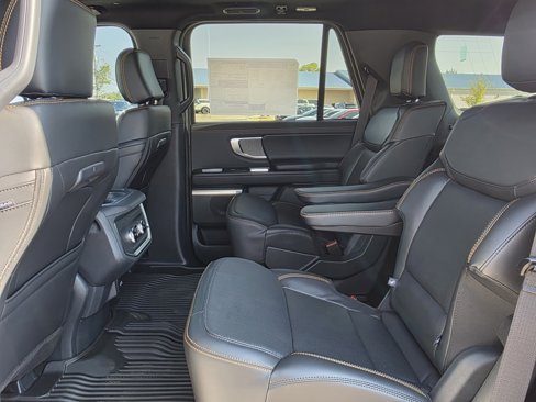 New 2025 Ford Expedition Tremor image 18