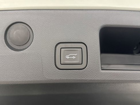New 2026 Chevrolet Equinox LT w/ Convenience Package II image 16