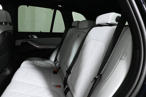 New 2026 BMW X5 xDrive40i w/ M Sport Package image 4