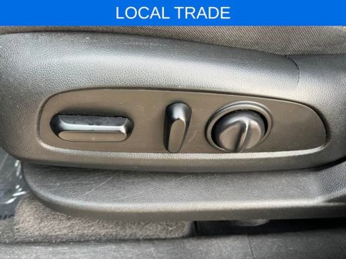Used 2020 Chevrolet Equinox LT image 12