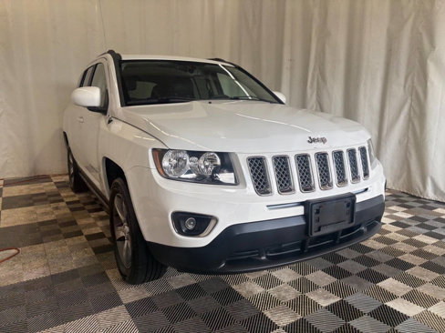 Used 2017 Jeep Compass High Altitude image 3