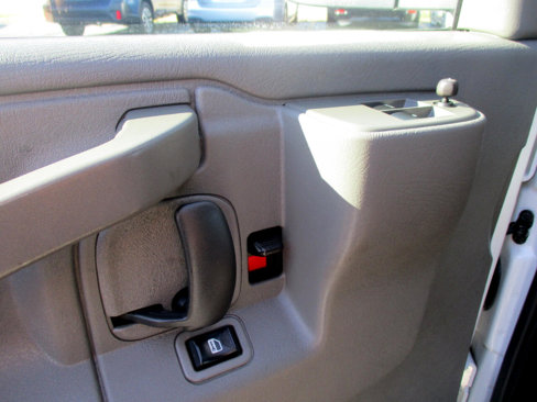 Used 2021 Chevrolet Express 2500 w/ Driver Convenience Package image 11