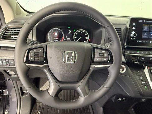 New 2026 Honda Odyssey EX-L image 17