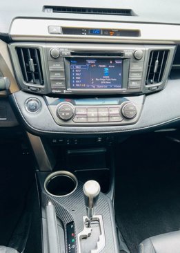 Used 2015 Toyota RAV4 Limited image 13