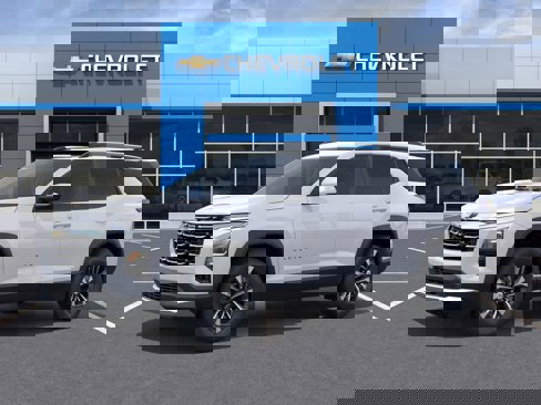 New 2026 Chevrolet Equinox LT w/ Convenience Package II image 2