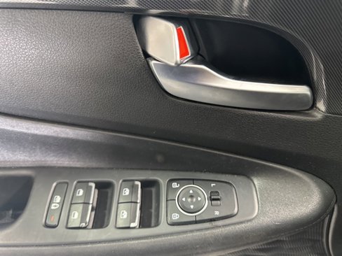 Used 2023 Hyundai Santa Fe SEL image 14