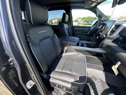 New 2025 RAM 1500 Laramie image 11