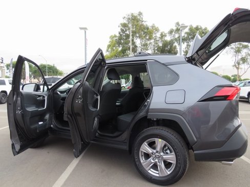 New 2025 Toyota RAV4 XLE image 20