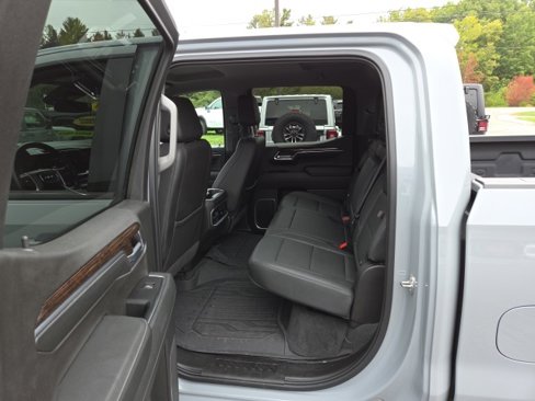 Used 2024 GMC Sierra 1500 Elevation w/ Elevation Premium Package image 23