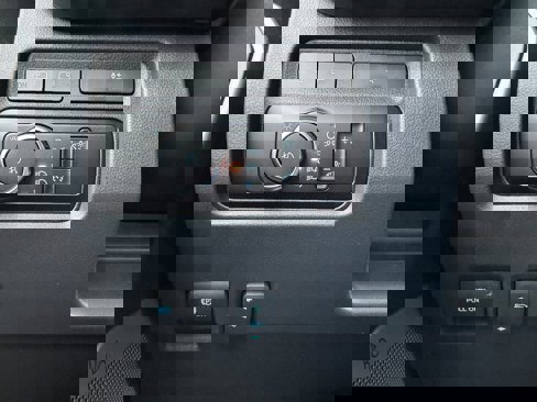 New 2024 Ford F450 Lariat image 28