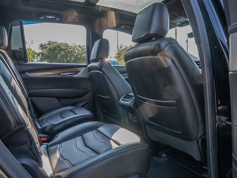 Used 2021 Cadillac XT6 Premium Luxury w/ Platinum Package image 26
