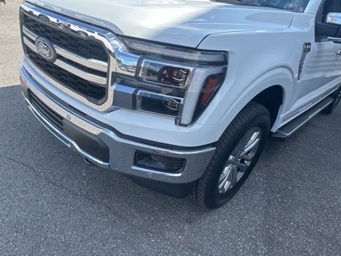 New 2025 Ford F150 Lariat w/ Equipment Group 501A Mid image 9