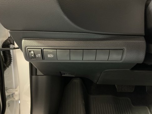 New 2025 Toyota Corolla SE image 27