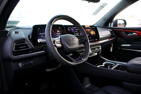 New 2026 Chevrolet Traverse RS image 7