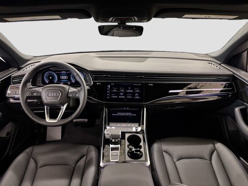 New 2025 Audi Q8 Premium Plus image 9