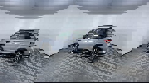 New 2025 Subaru Forester Touring image 6