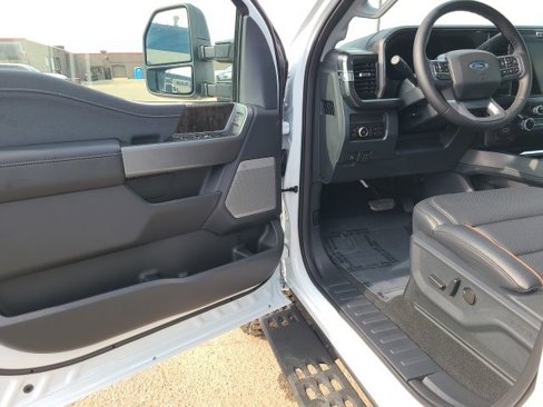 New 2026 Ford F350 4x4 Crew Cab Super Duty image 6