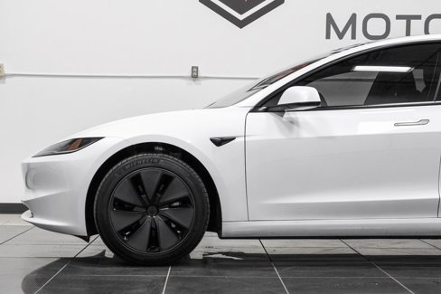 Used 2025 Tesla Model 3 Long Range image 14