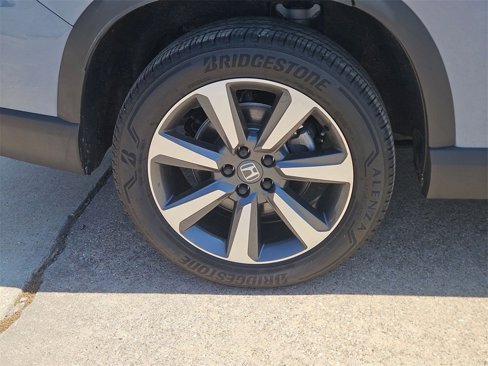 Used 2025 Honda Pilot Elite image 10