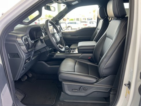 New 2025 Ford F150 Lariat w/ Equipment Group 501A Mid image 9