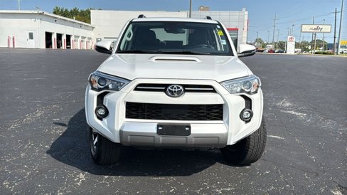 Certified 2024 Toyota 4Runner TRD Off-Road Premium image 2