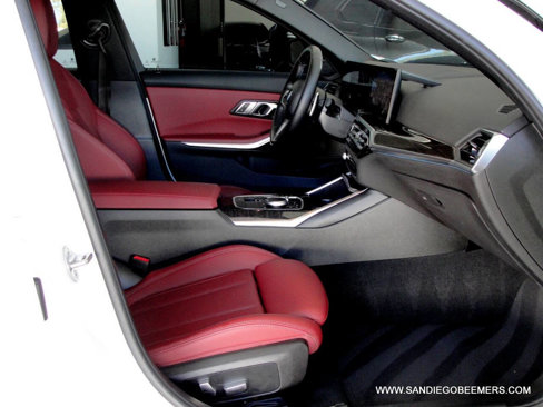 Used 2023 BMW 330i Sedan w/ M Sport Package image 43