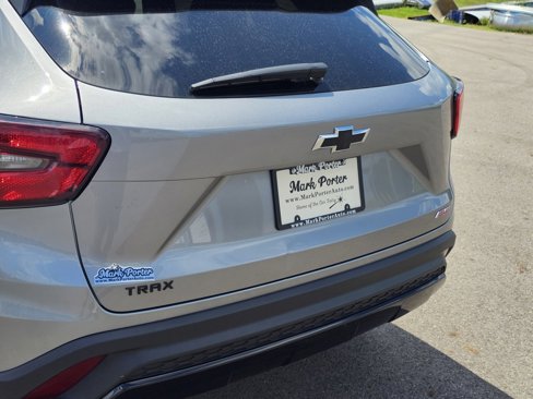 Used 2024 Chevrolet Trax RS image 13