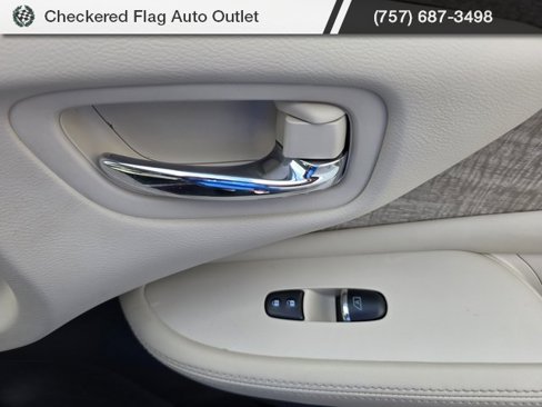 Used 2023 Nissan Murano SL image 45