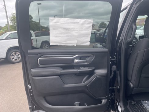 New 2026 RAM 1500 4x4 Crew Cab image 12