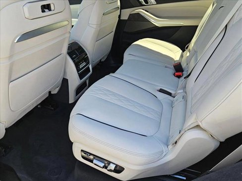 New 2026 BMW X7 M60i w/ Executive Package image 15