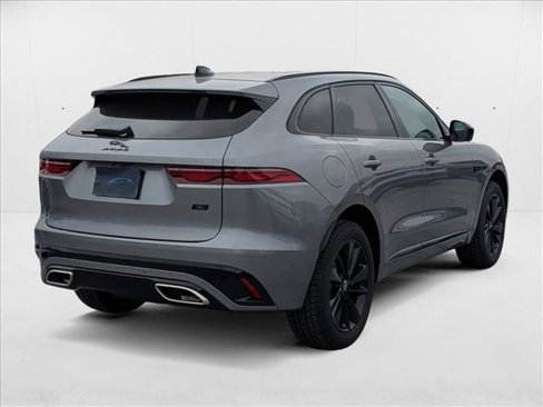New 2026 Jaguar F-PACE R-Dynamic S image 2