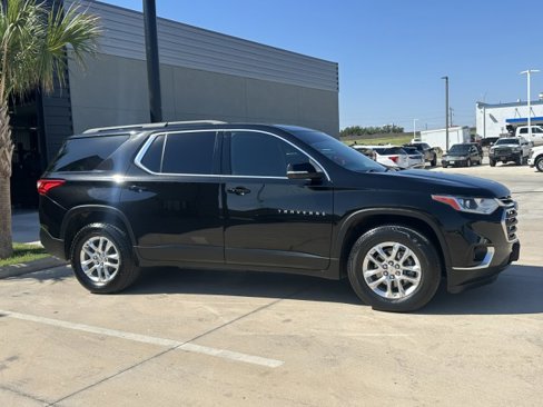 Used 2021 Chevrolet Traverse LT image 5