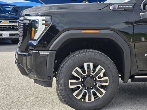 New 2026 GMC Sierra 2500 Denali Ultimate image 5