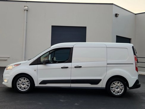 Used 2017 Ford Transit Connect XLT image 2