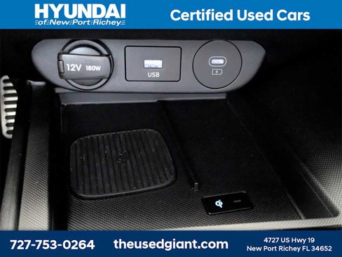 Certified 2025 Hyundai Elantra Sport image 21